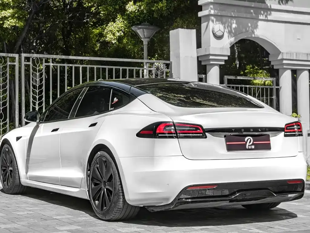 Tesla Model S 2023 из CN, фото 4