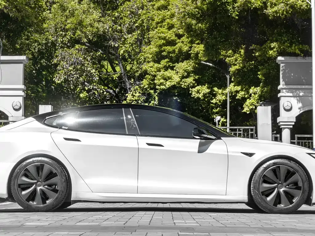 Tesla Model S 2023 из CN, фото 7