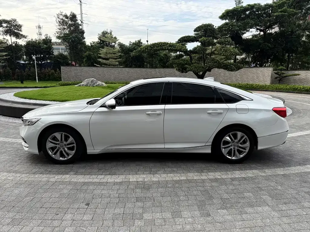 Honda Accord 2021 из CN, фото 7