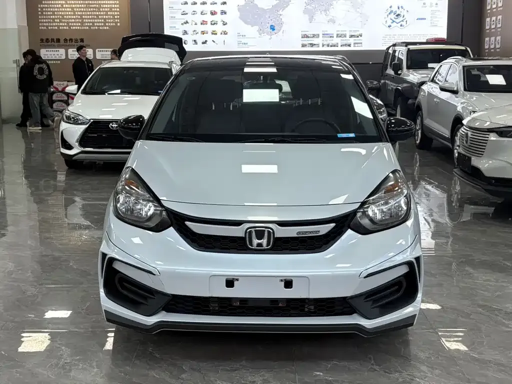 Honda Fit — фото 2