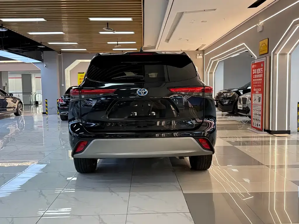 Toyota Highlander 2022 из CN, фото 4