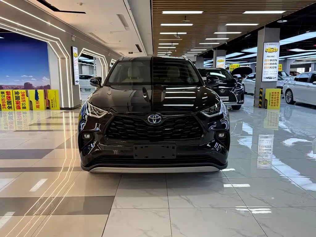 Toyota Highlander 2022 из CN, фото 8