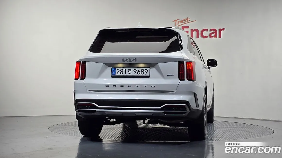 Kia Sorento — фото 4