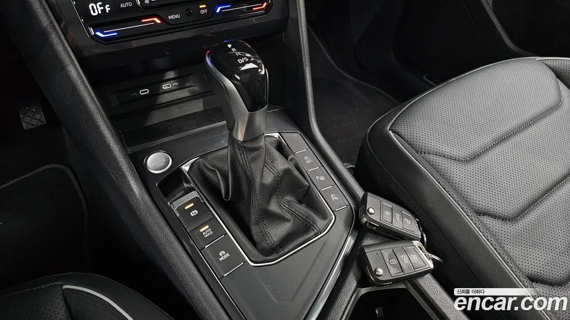 Volkswagen Tiguan — фото 9