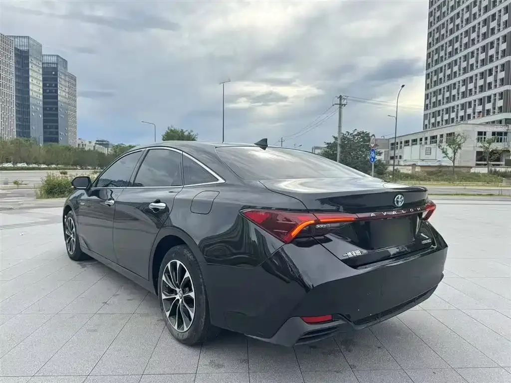 Toyota Avalon 2023 из CN, фото 5