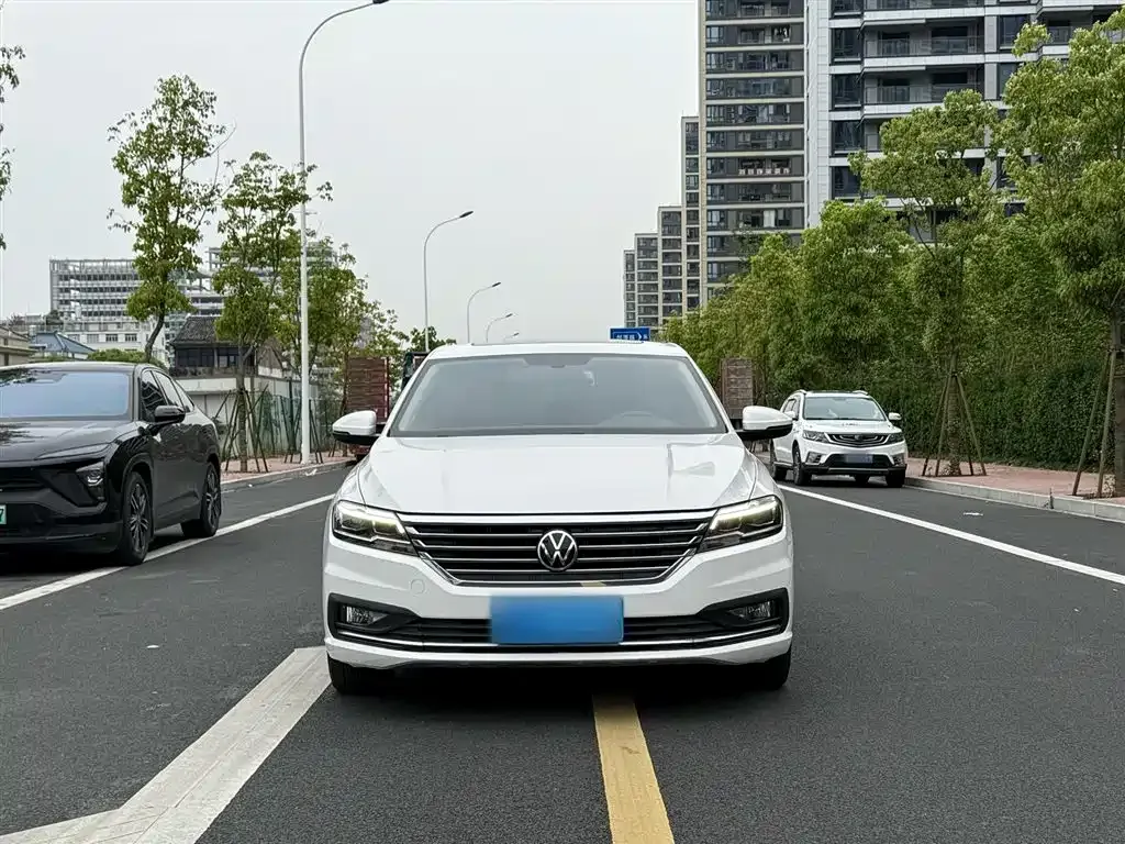 Volkswagen Lavida 2022 из CN, фото 3