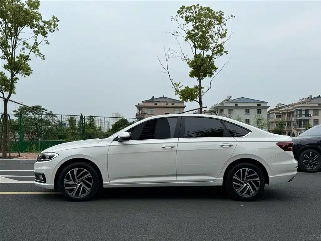 Volkswagen Lavida 2022 из CN, фото 5