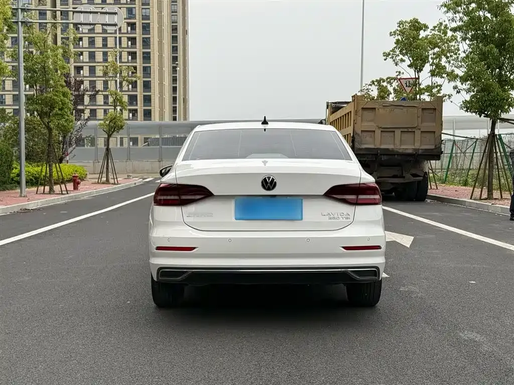 Volkswagen Lavida 2022 из CN, фото 6