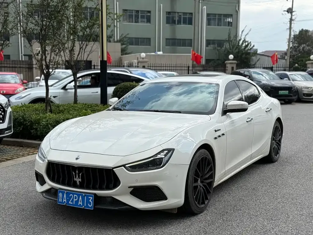 Maserati Ghibli 2023 из CN, фото 1