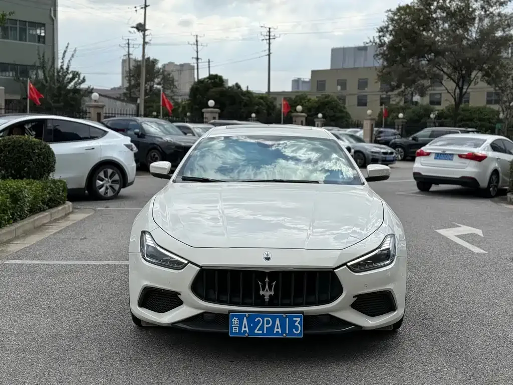 Maserati Ghibli 2023 из CN, фото 2