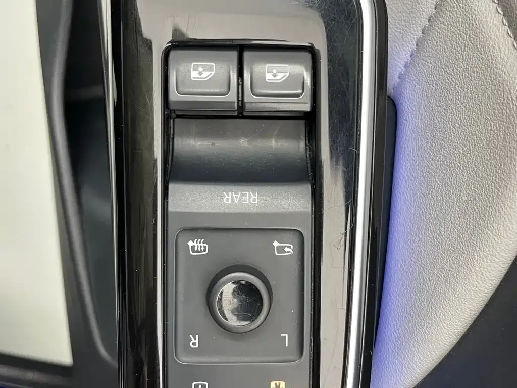Volkswagen ID.6 X 2022 из CN, фото 10
