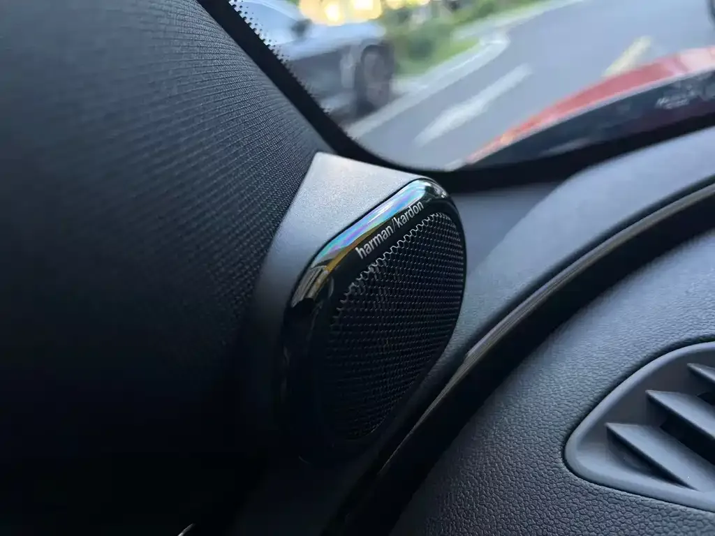 [object Object] Mini Clubman 2024 из CN, фото 10