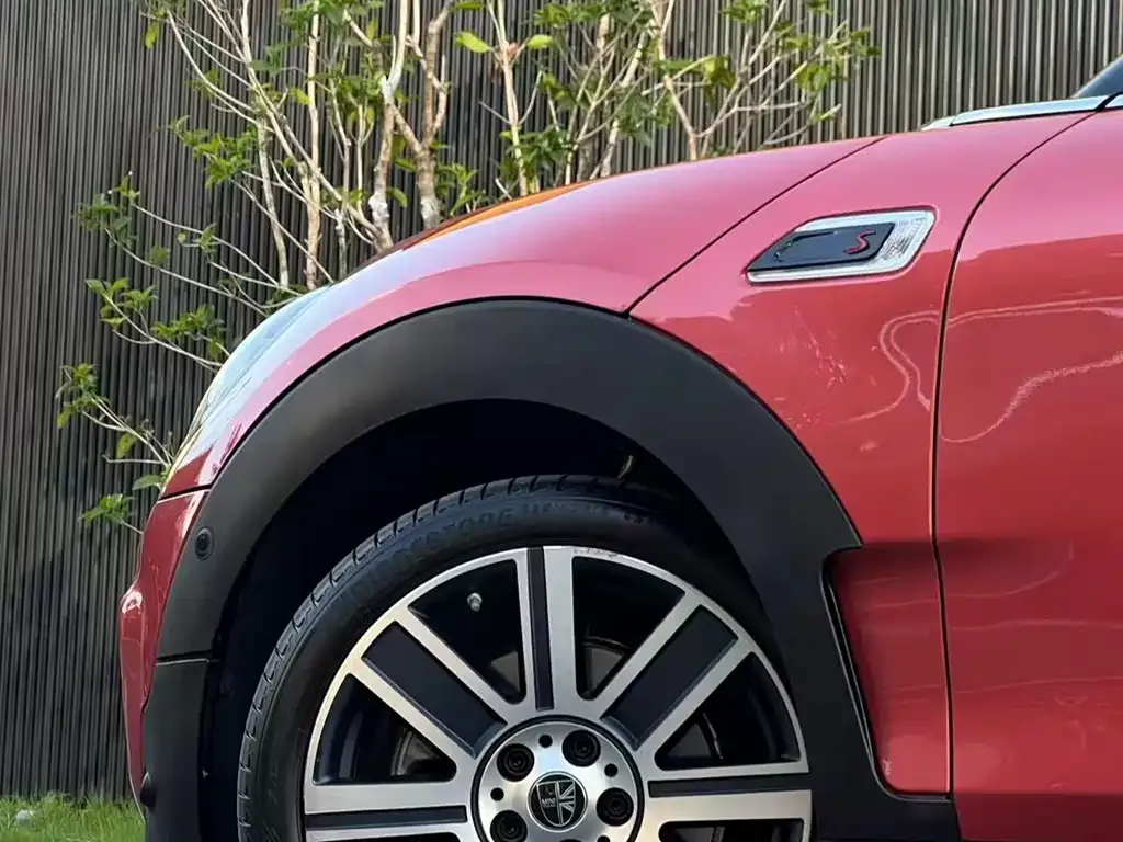 [object Object] Mini Clubman 2024 из CN, фото 4