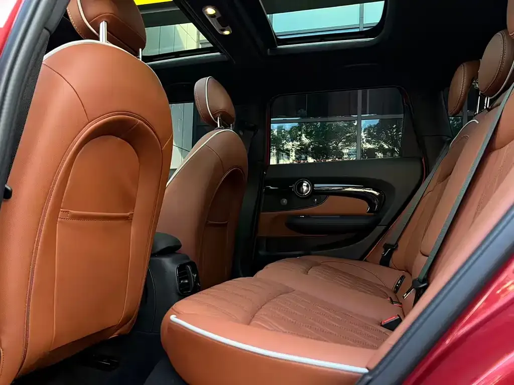 [object Object] Mini Clubman 2024 из CN, фото 6