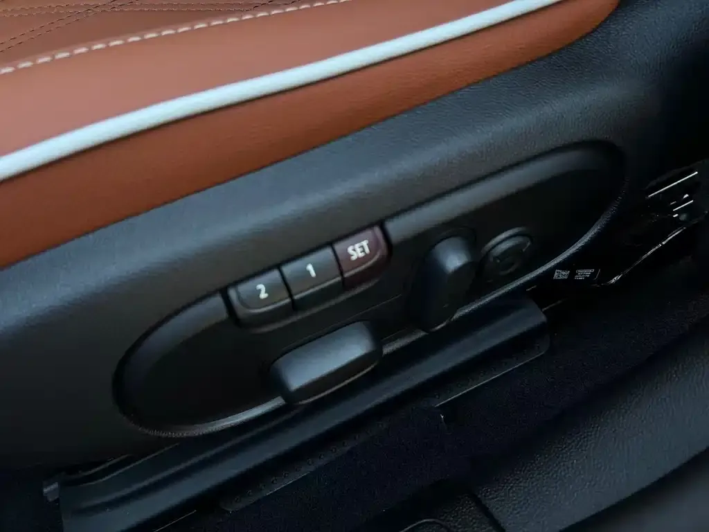 [object Object] Mini Clubman 2024 из CN, фото 7