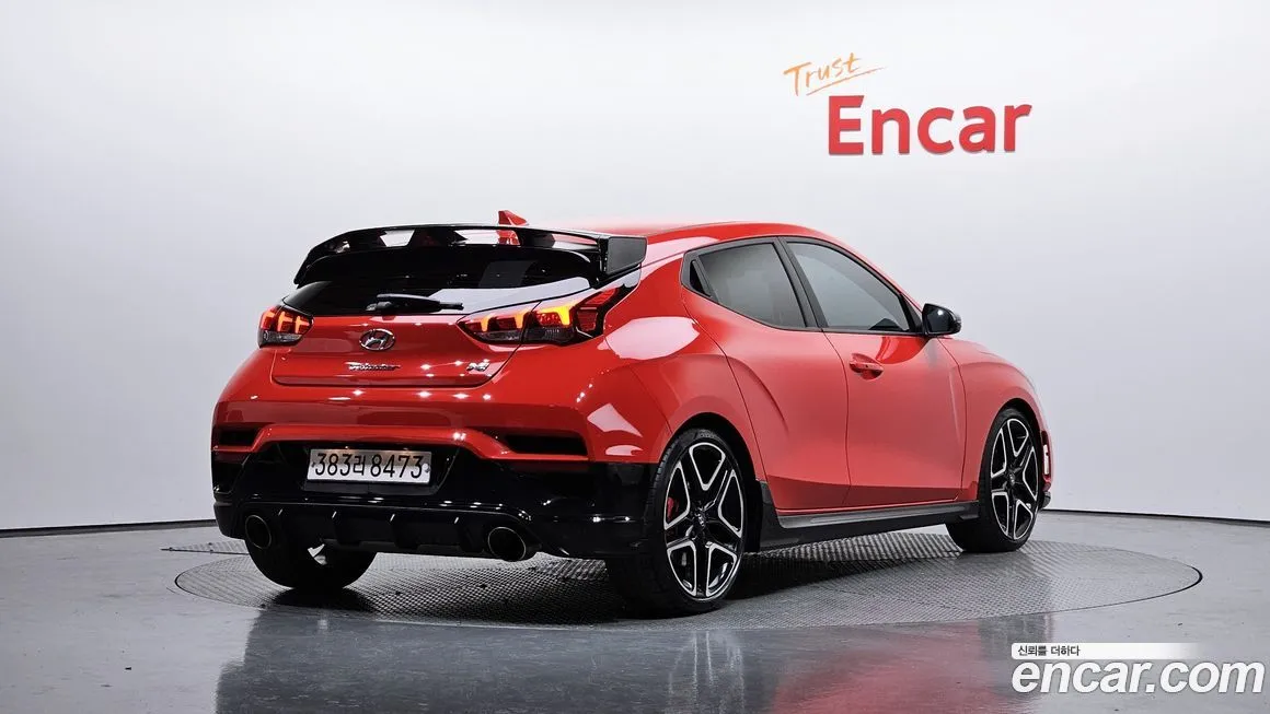 Hyundai Veloster — фото 2
