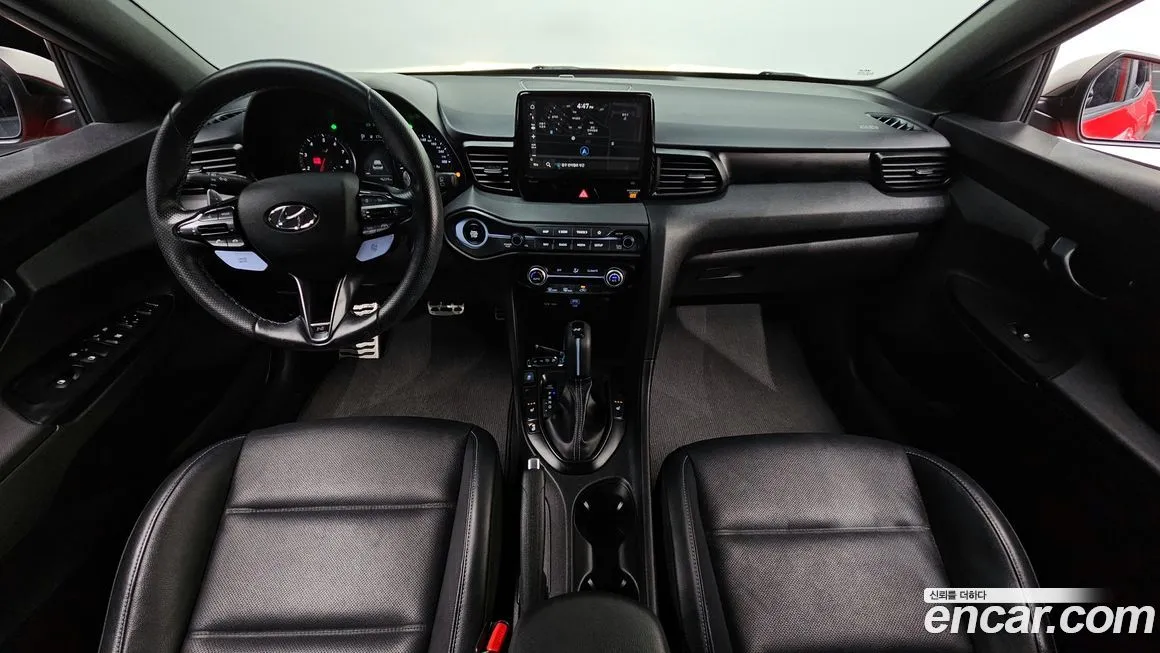 Hyundai Veloster — фото 7