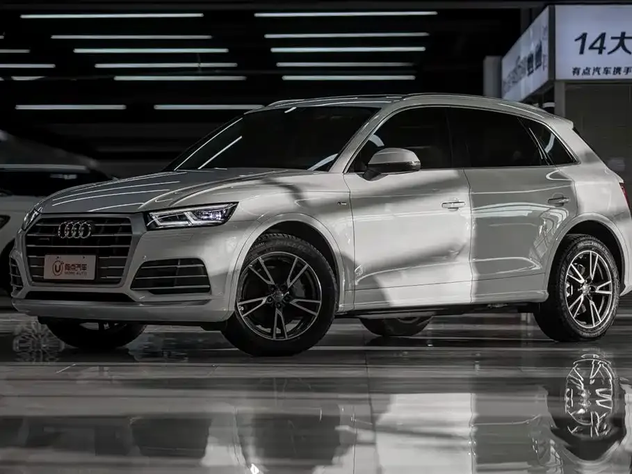 Audi Q5L 2021 из CN, фото 1