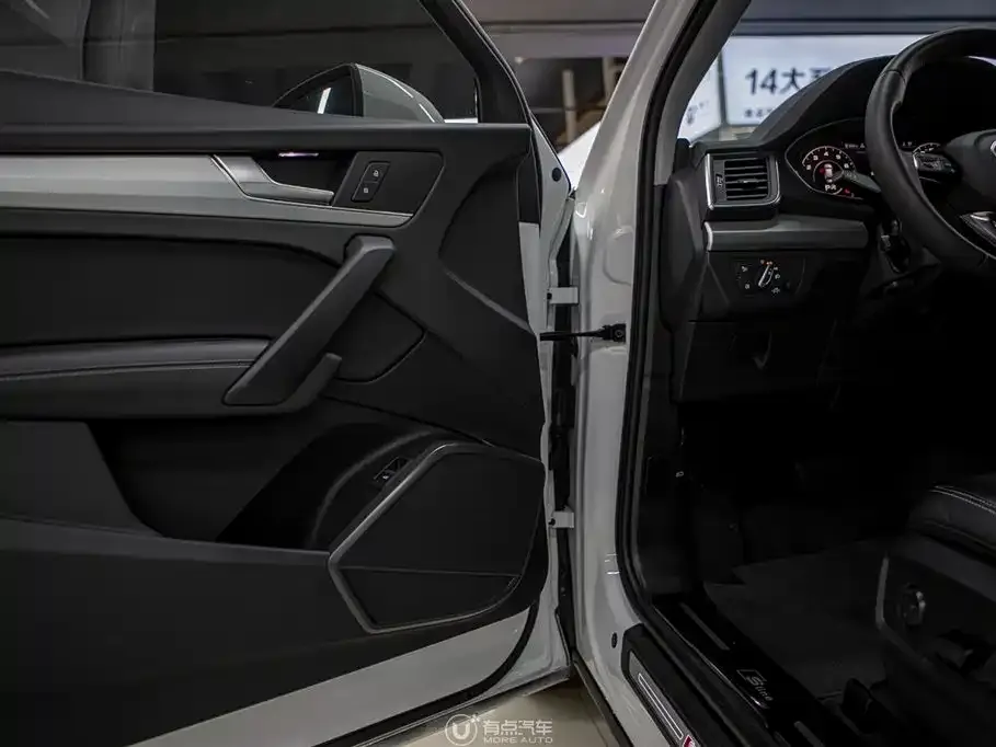 Audi Q5L 2021 из CN, фото 10