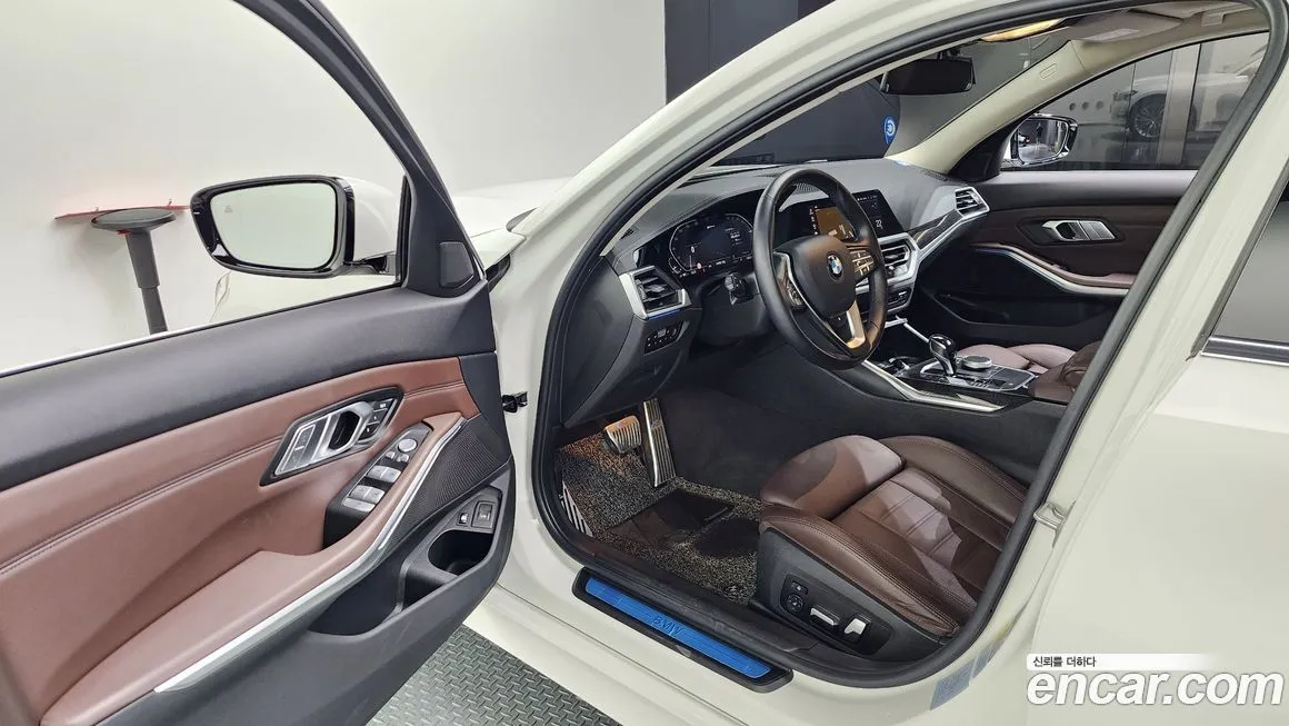 BMW 3-Series 2021 из KR, фото 10