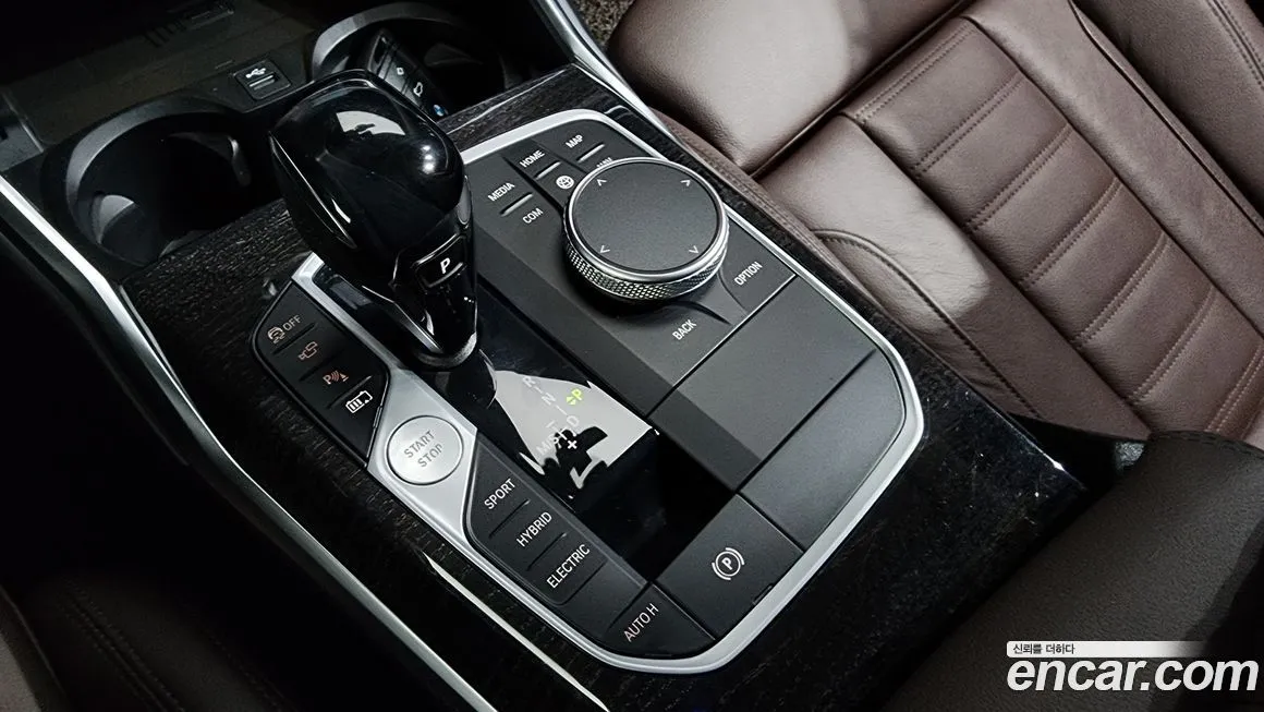 BMW 3-Series 2021 из KR, фото 9