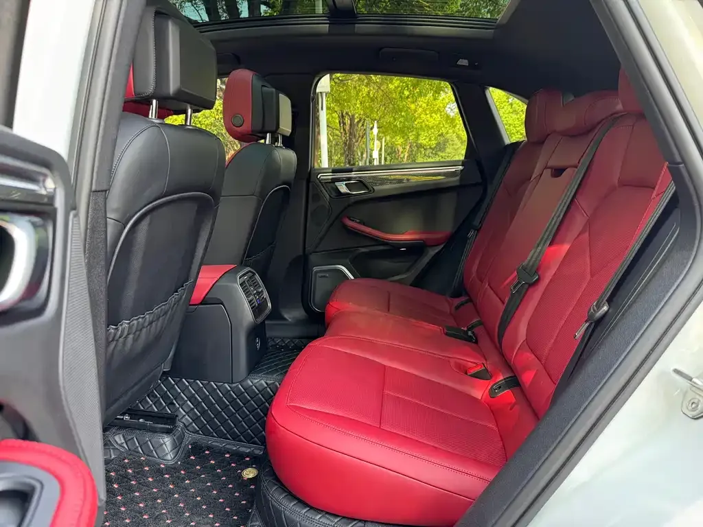 Porsche Macan 2021 из CN, фото 6