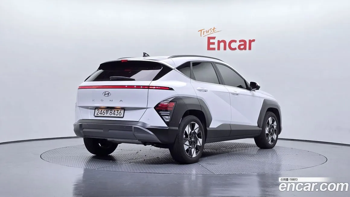 Hyundai Kona — фото 2
