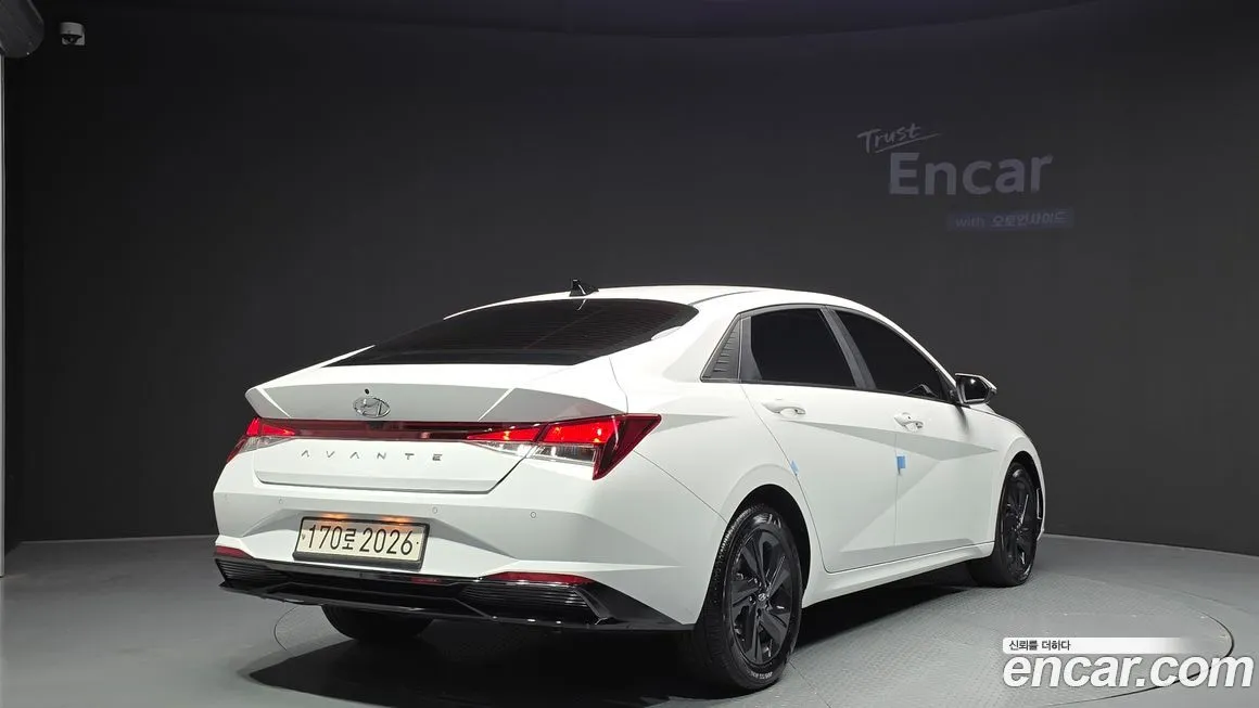 Hyundai AVANTE — фото 2