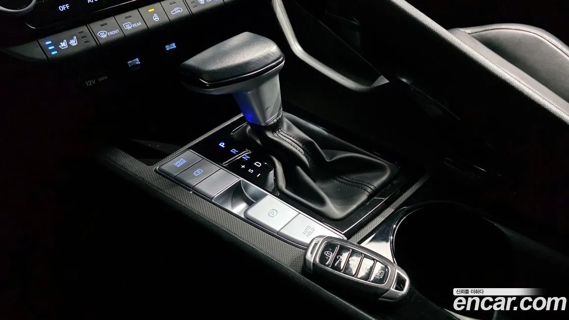 Hyundai AVANTE — фото 9