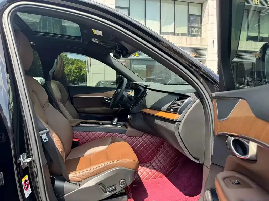 Volvo XC90 2021 из CN, фото 3