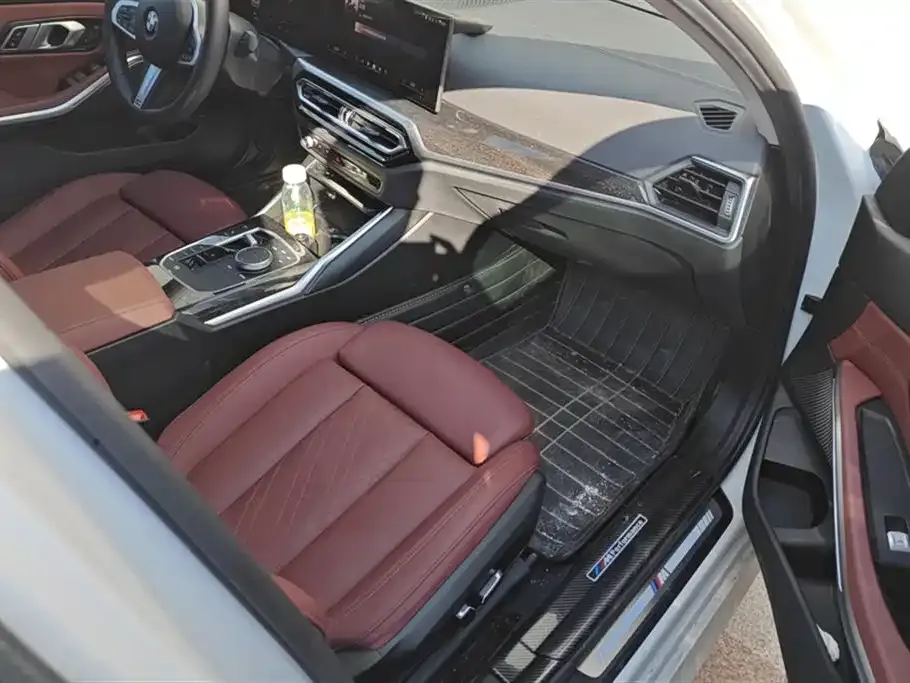 BMW 3 Series 2024 из CN, фото 8
