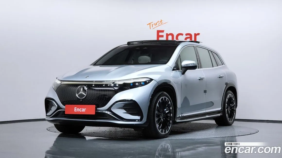 Mercedes-Benz EQS