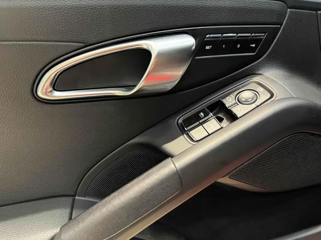 Porsche 718 2022 из CN, фото 6
