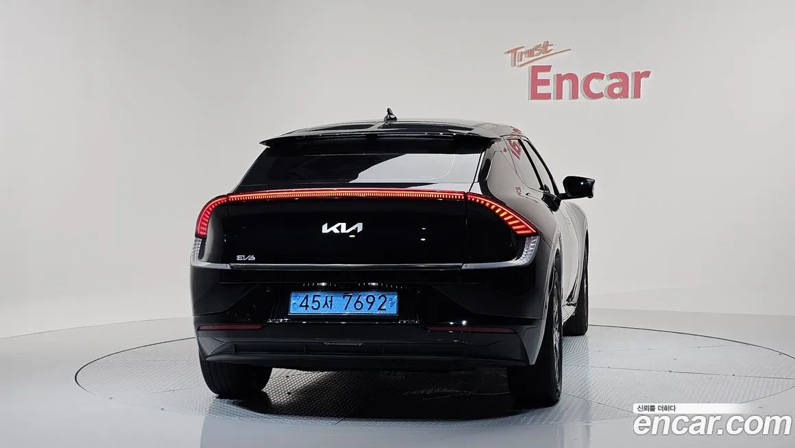 Kia EV6 — фото 4