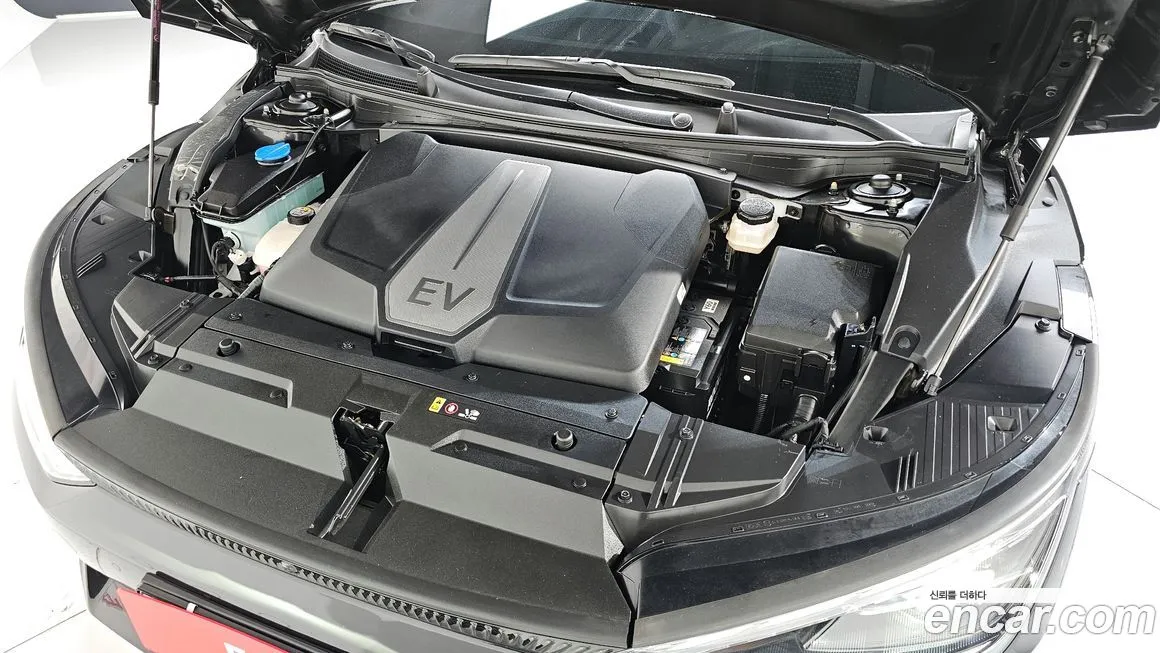 Kia EV6 — фото 6