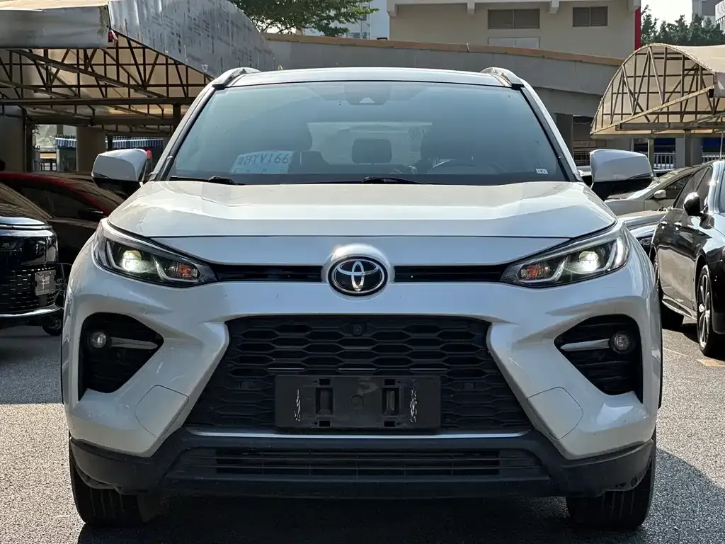 Toyota Wildlander 2023 из CN, фото 2