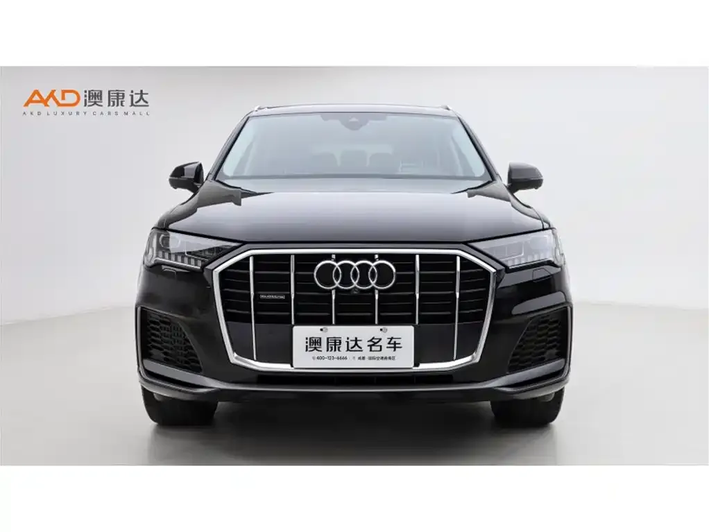 Audi Q7 2024 из CN, фото 2