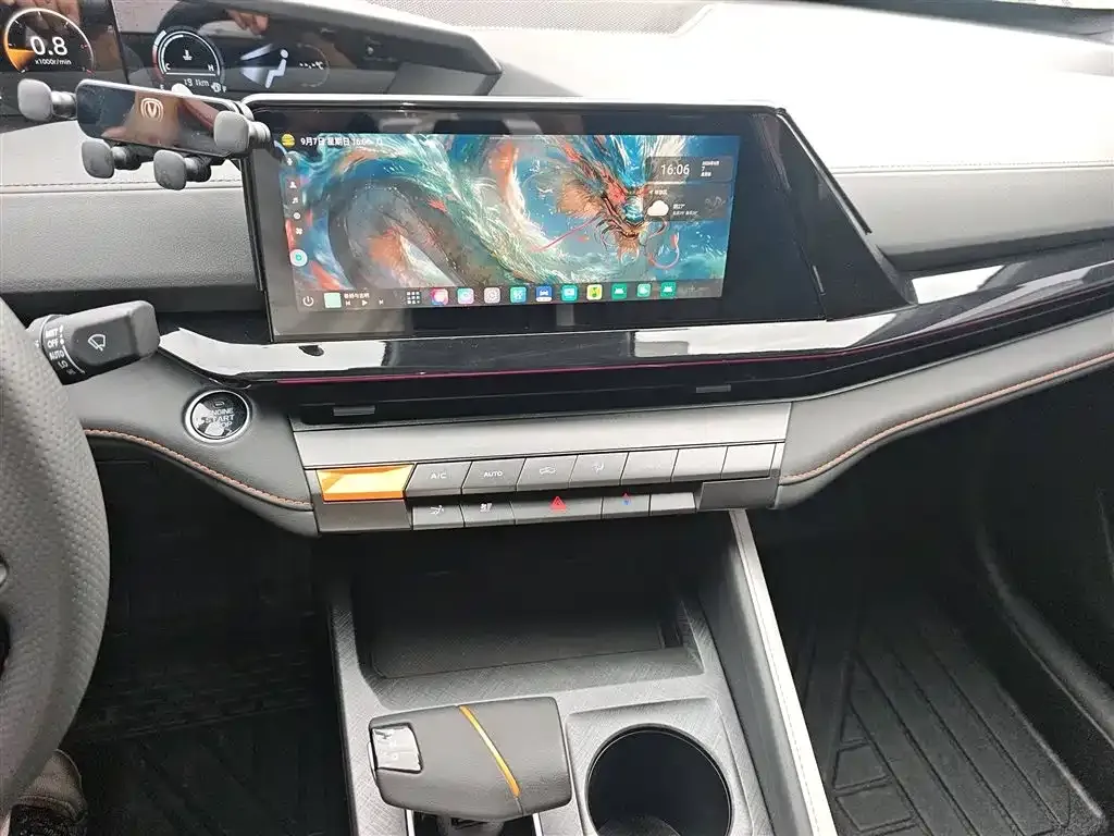 Changan UNI-V 2023 из CN, фото 6