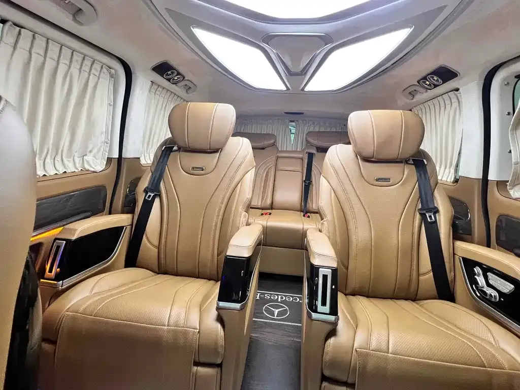 Mercedes-Benz Vito 2023 из CN, фото 10