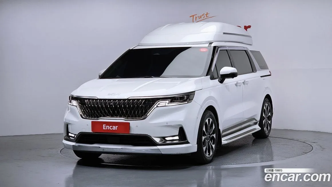 Kia Carnival — фото 1