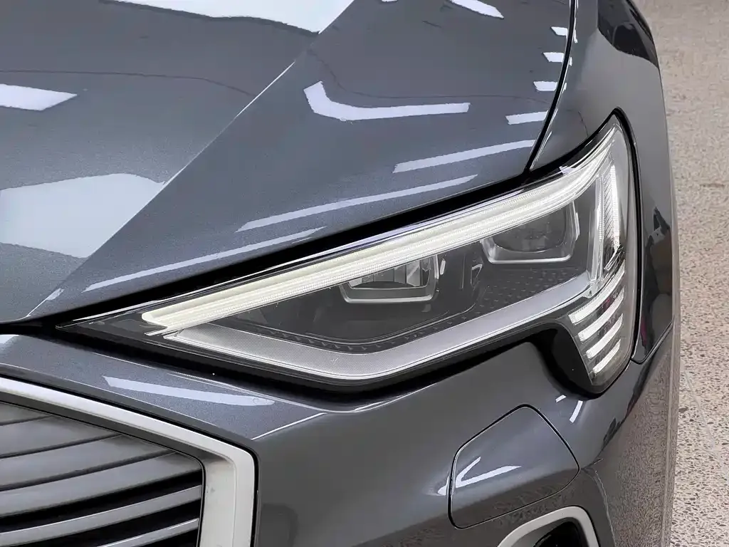 Audi e-tron 2023 из CN, фото 7