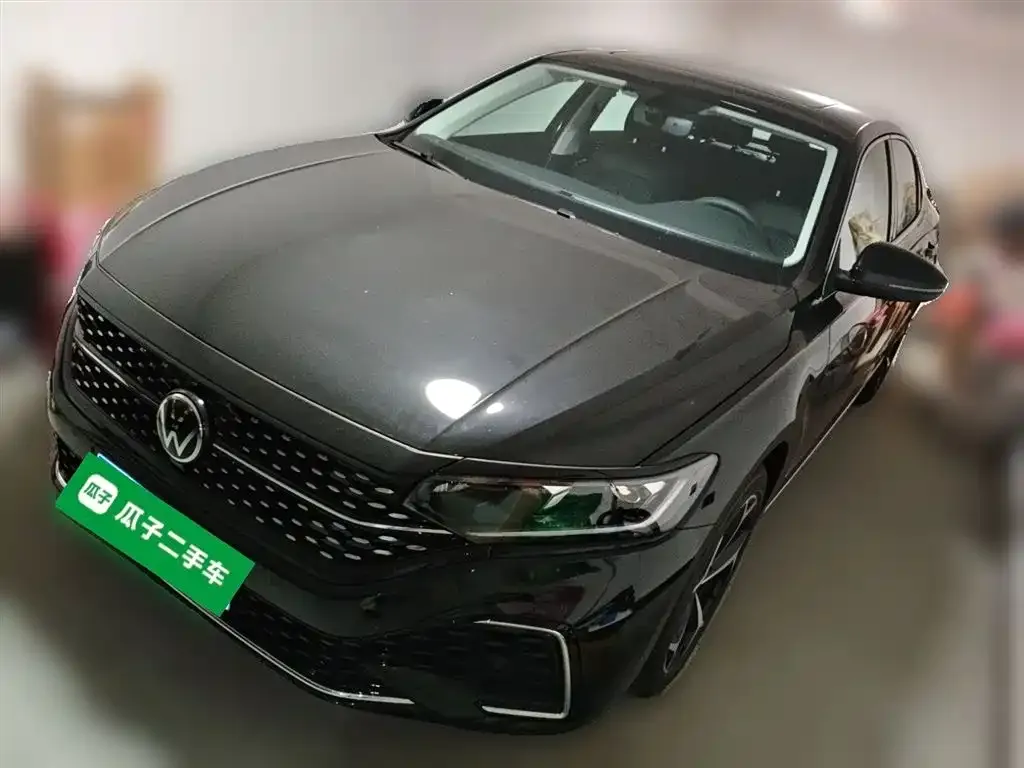 Volkswagen Passat — фото 2