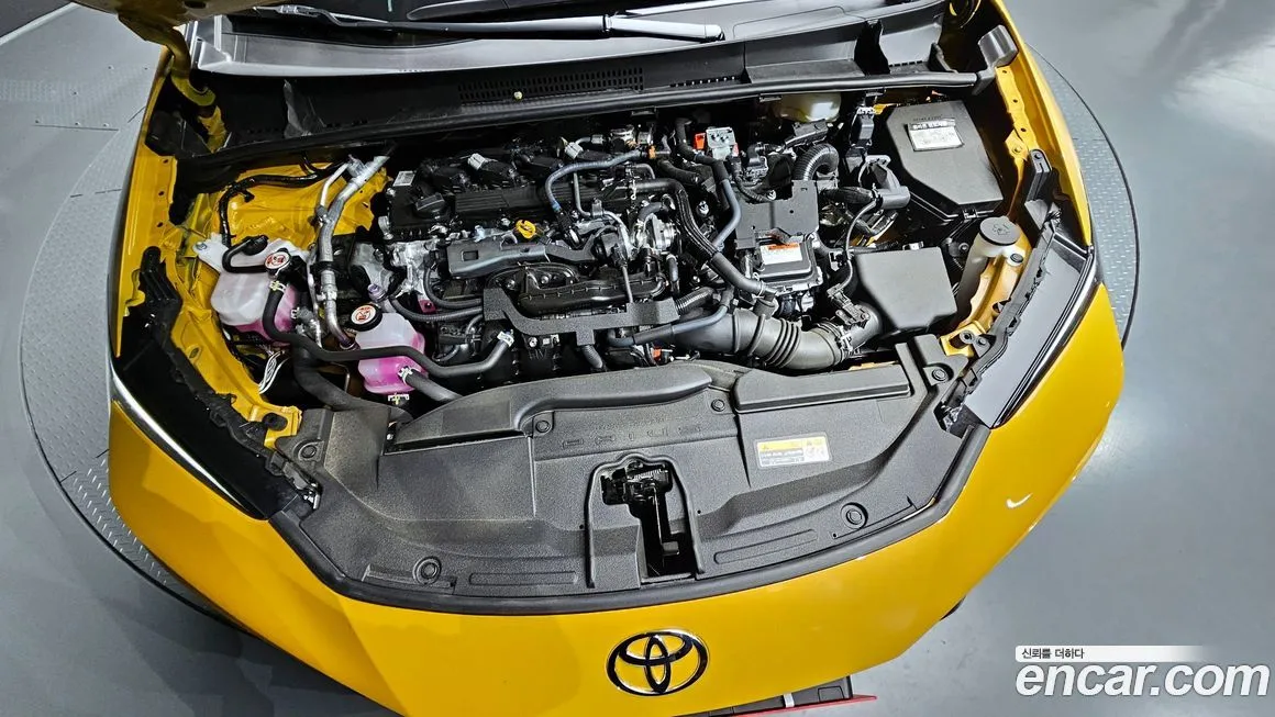 Toyota Prius 2024 из KR, фото 6