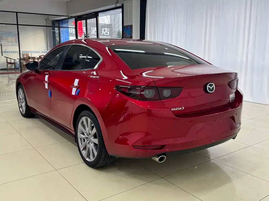 Mazda 3 Axela 2021 из CN, фото 4