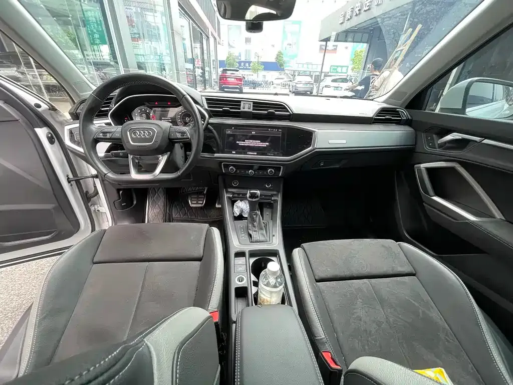 Audi Q3 2022 из CN, фото 10