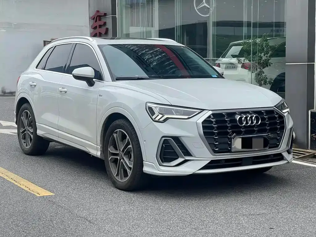 Audi Q3 2022 из CN, фото 3
