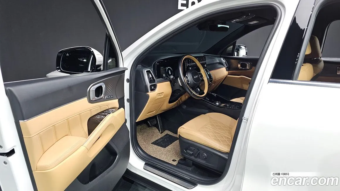 Kia Sorento — фото 10
