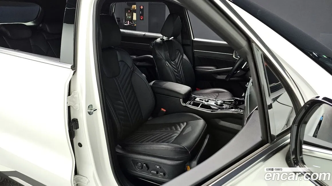 Kia Sorento — фото 10