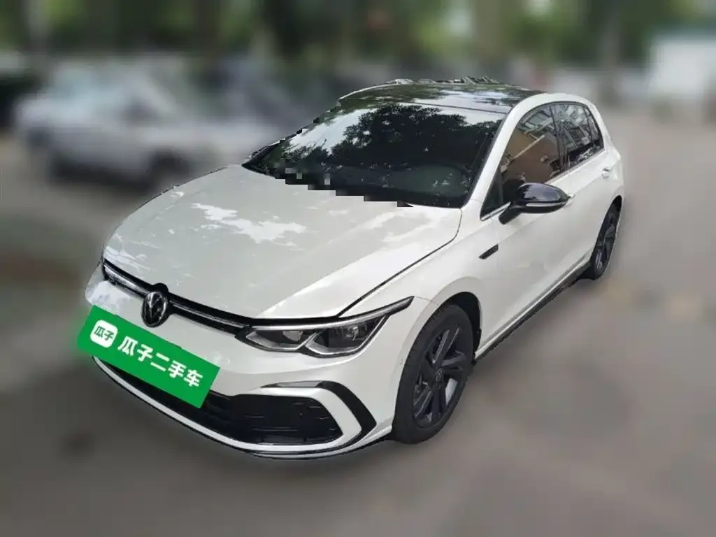 Volkswagen Golf 2023 из CN, фото 2