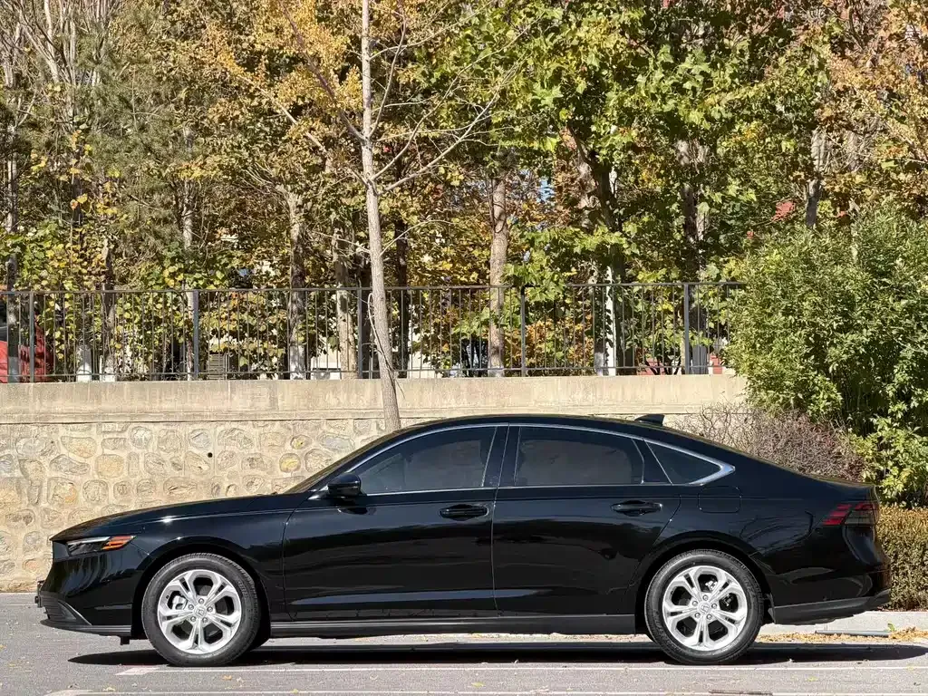 Honda Accord 2024 из CN, фото 3